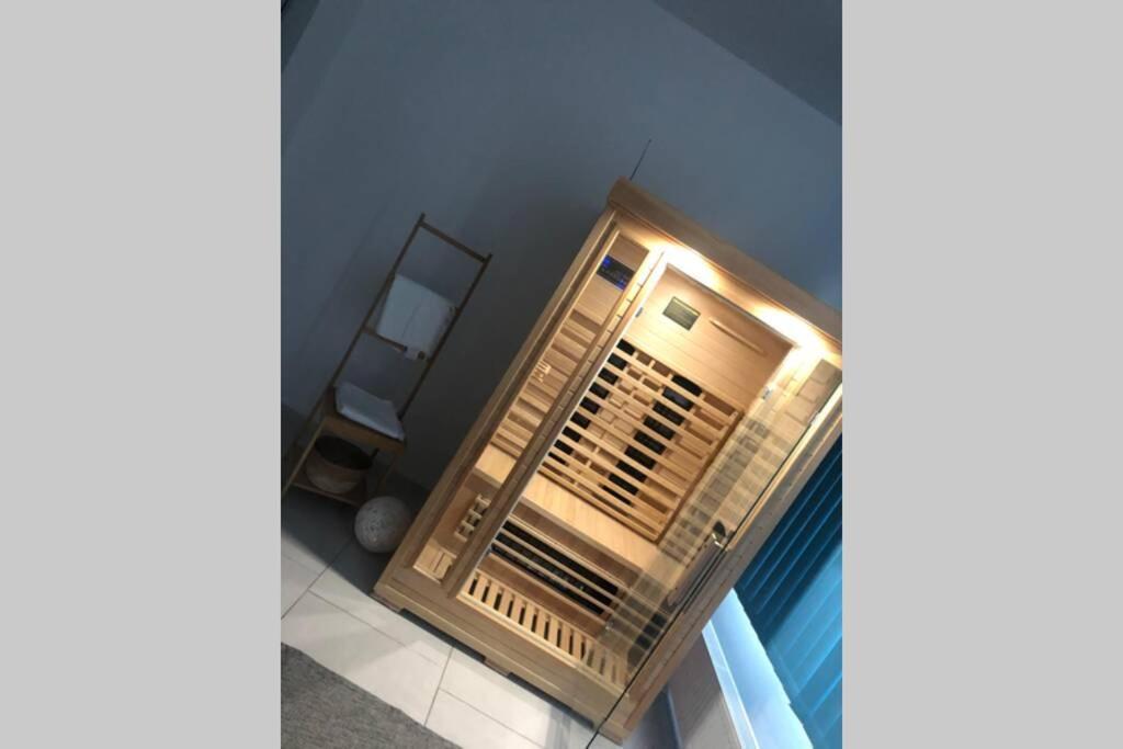 Stadtsuite Mit Sauna In Wiener Neustadt 135 M2 Exteriér fotografie